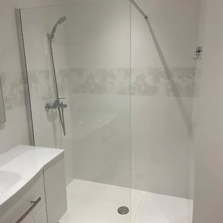 3 Pieces Renove Apartment *